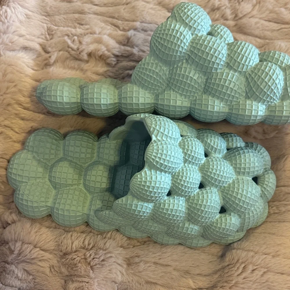 Textured Green Slide Sandals - Picture 2 of 3